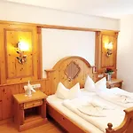 Klosterwirt Hoeglwoerth מלון